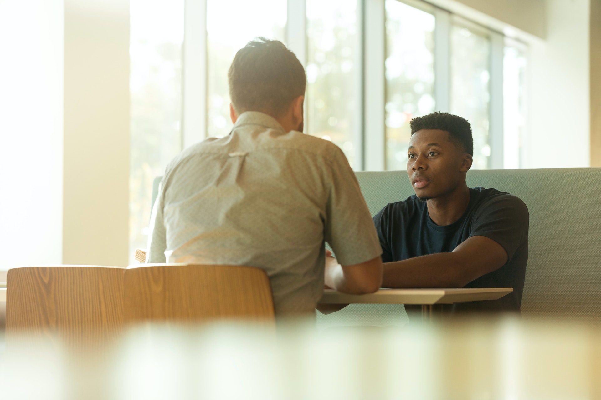 Featured image for How to Launch an Employee Referral Program Step-By-Step - HireDNA Blog