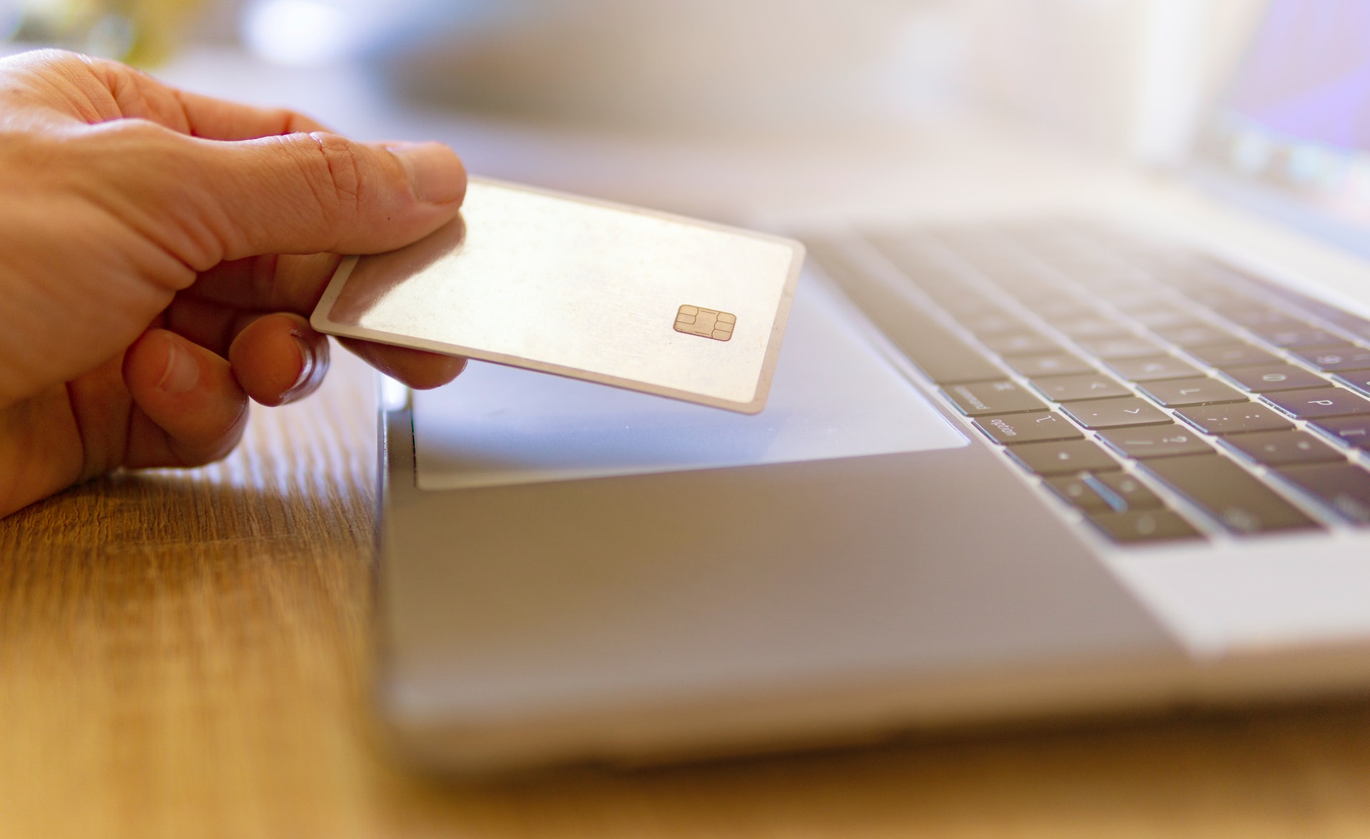Featured image for Should You Require Free SaaS Users to Provide Their Credit Card Info? Here's What the Data Says. - HireDNA Blog