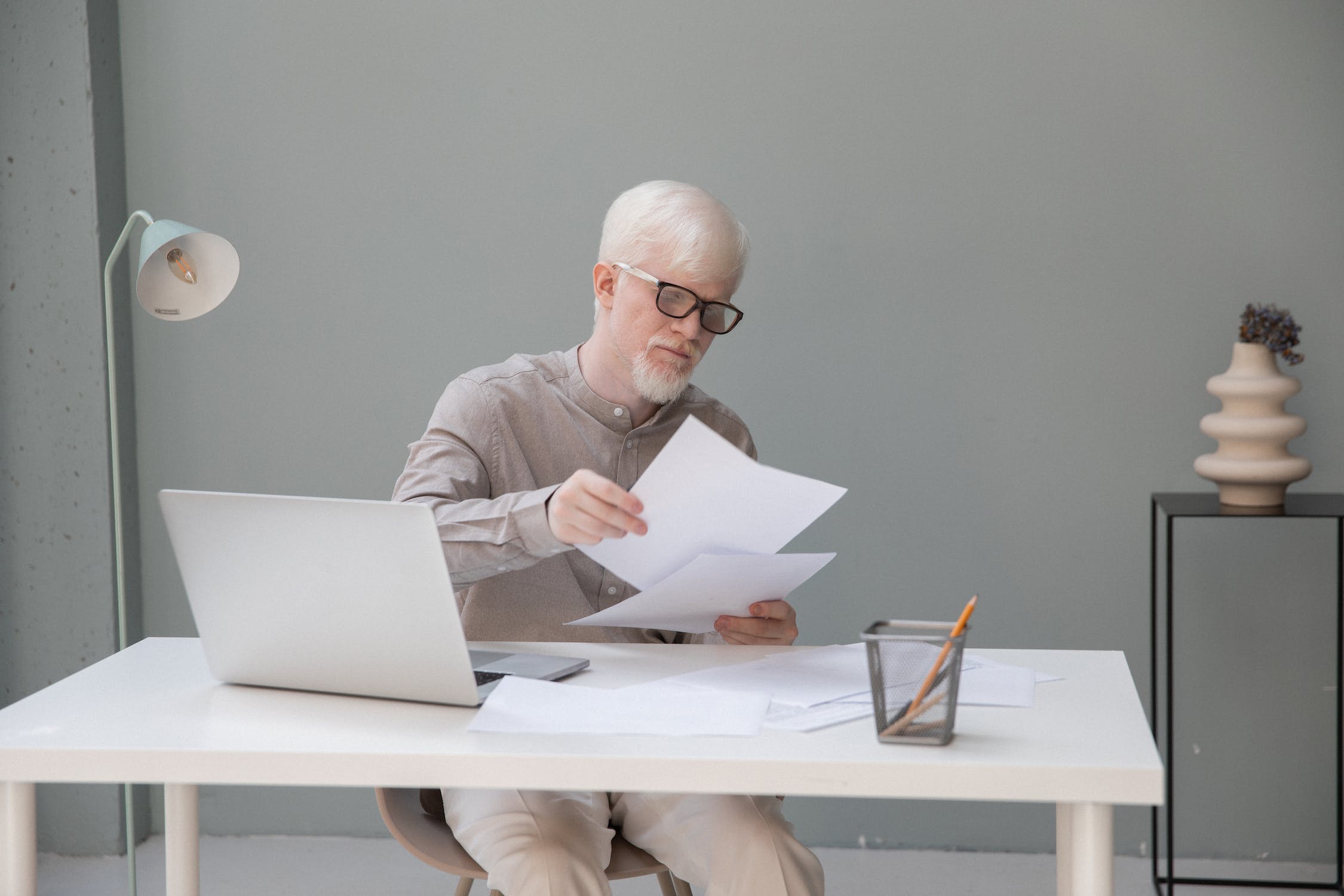 Featured image for Why Companies That Use a Sales Assessment Have Reps That Are 24% More Likely to Exceed Performance Goals - HireDNA Blog