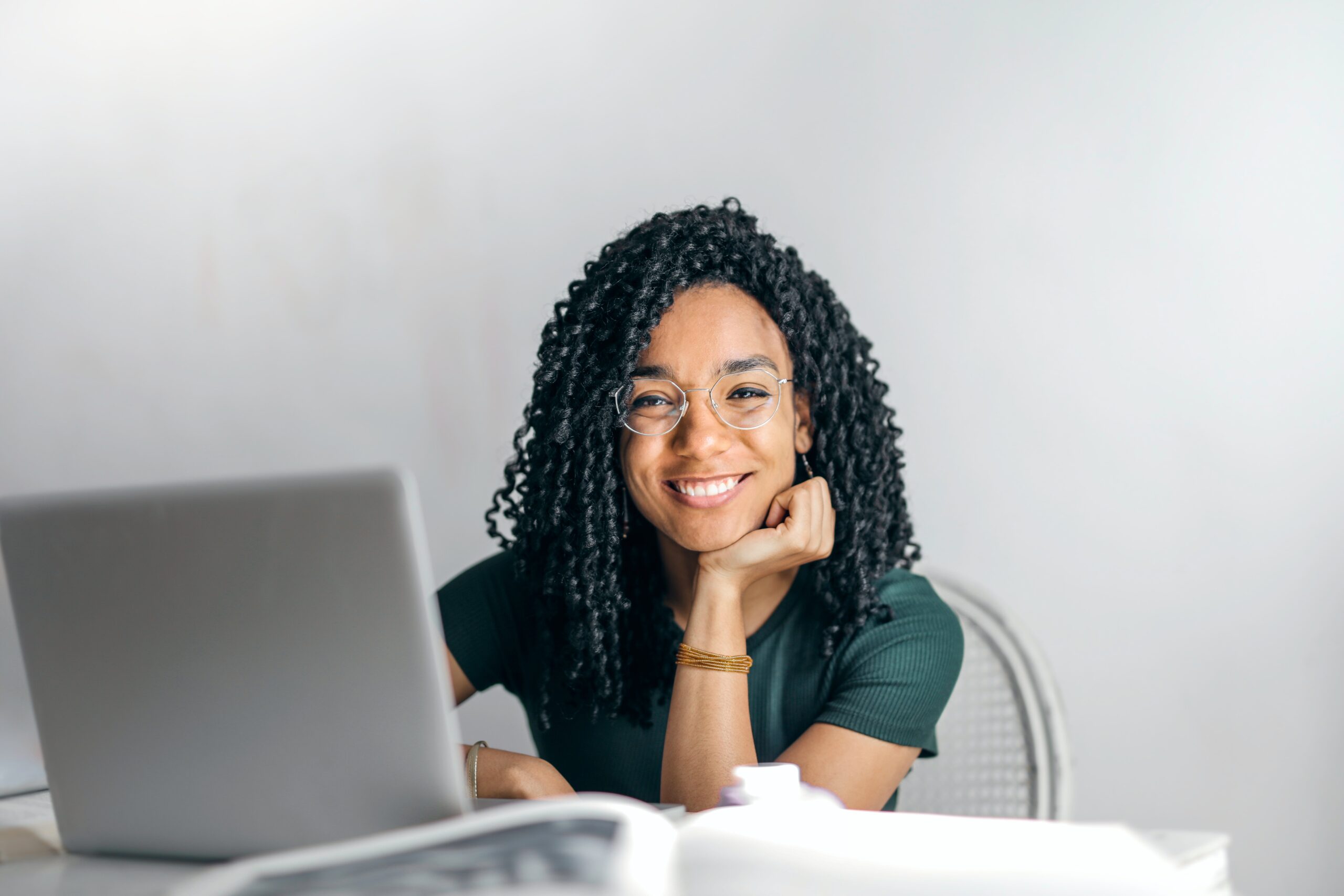 Featured image for The 4 Best Places to Find Elite Passive Sales Candidates - HireDNA Blog