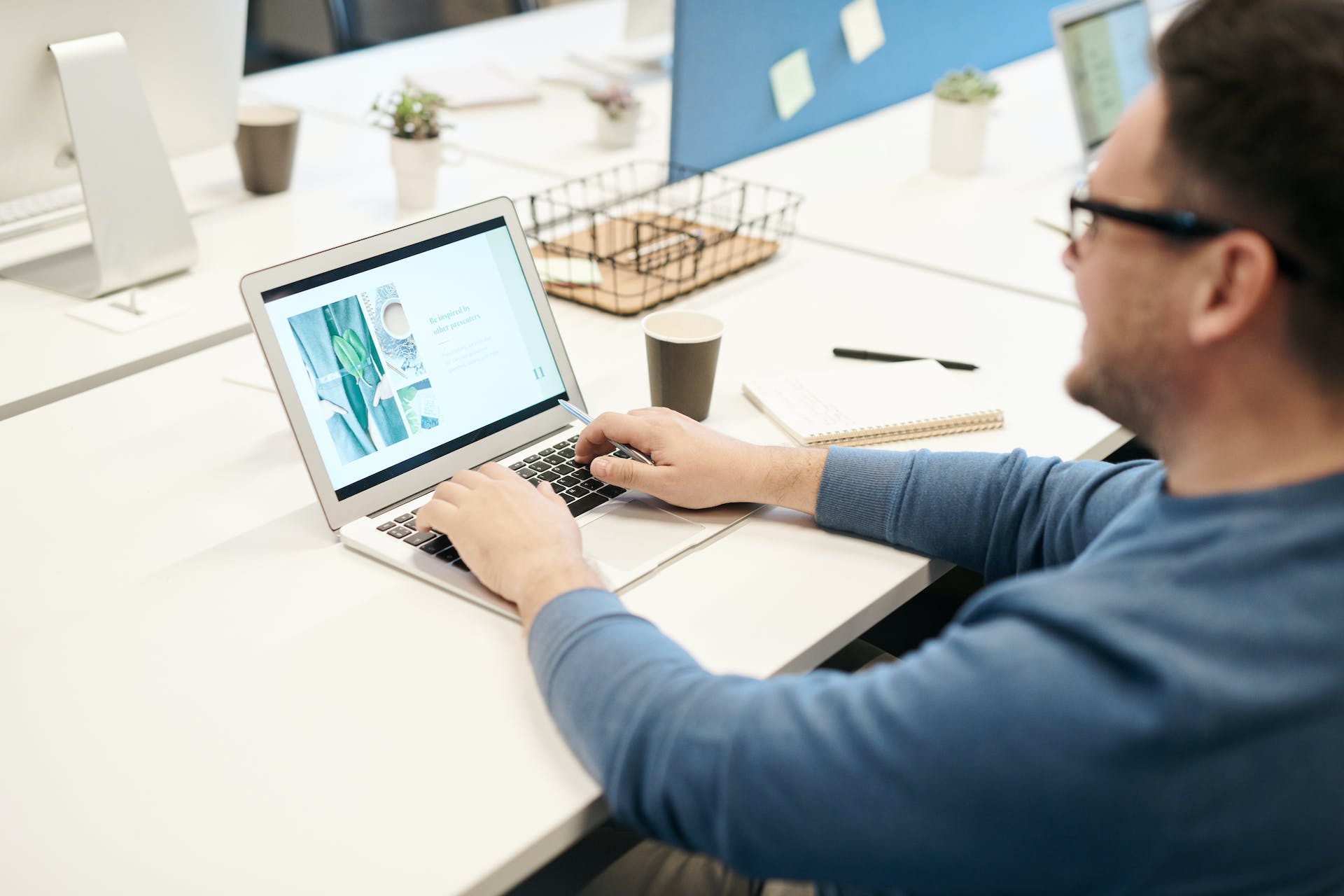 Featured image for The Definitive List of SaaS Market Statistics for 2024 - HireDNA Blog