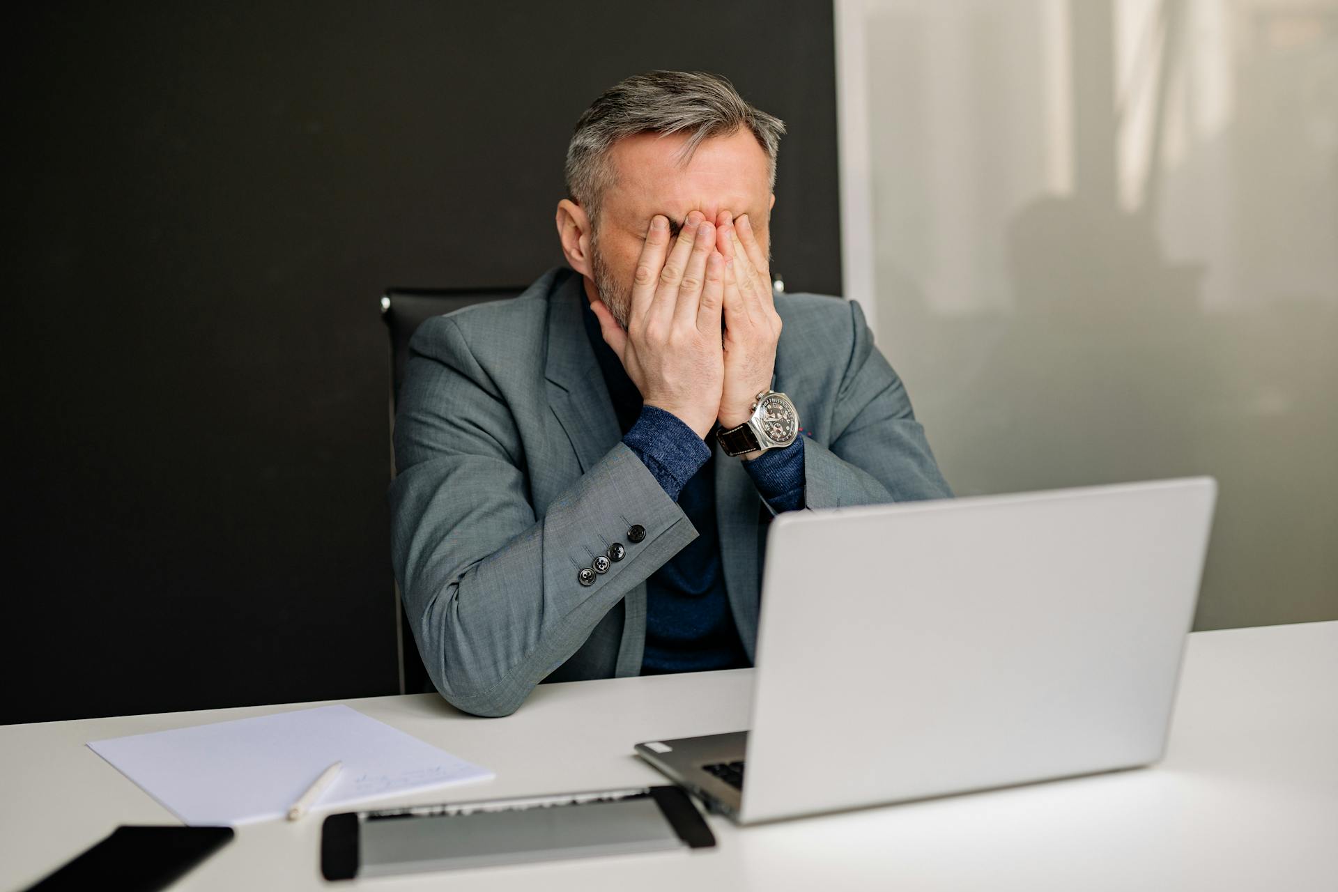Featured image for Why Your SaaS Company Struggles to Hire Top Sales Talent (And How to Fix It) - HireDNA Blog